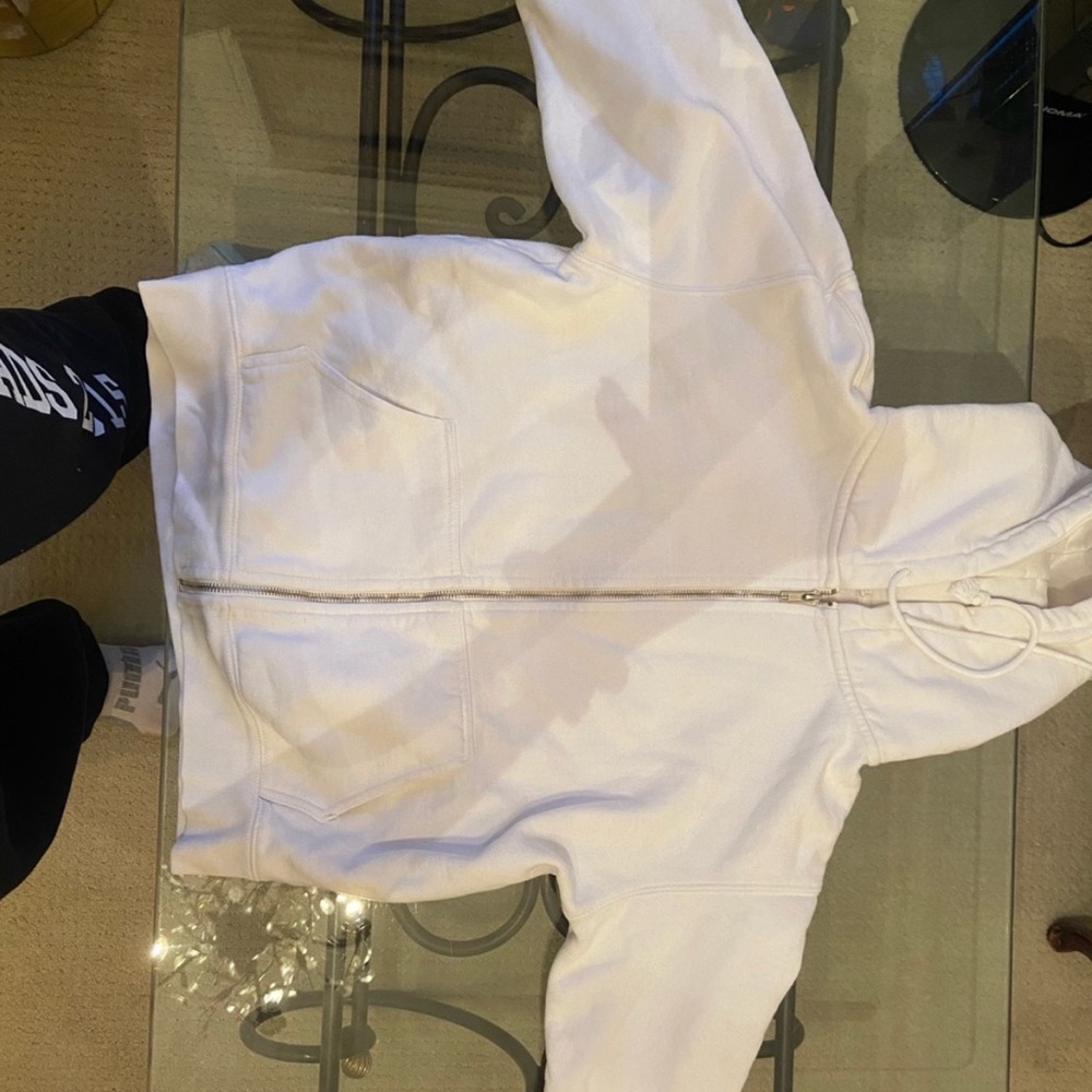 Brandy Melville Carla hoodie